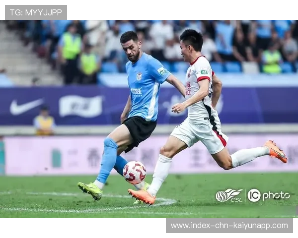 成都蓉城快节奏外线推进多次产生威胁