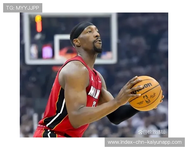 热火防守强度拉满,阿德巴约护框成功带动球队反推 热火防守强度拉满,阿德巴约护框成功带动球队反推